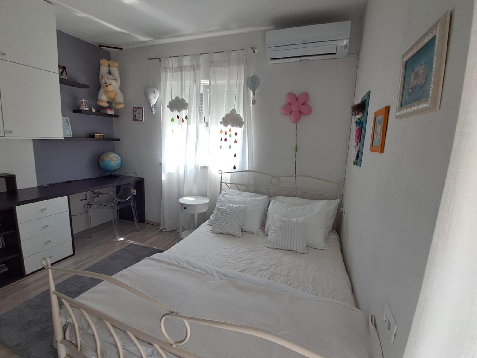 Fantastic House Villa โปดสตรานา ภายนอก รูปภาพ