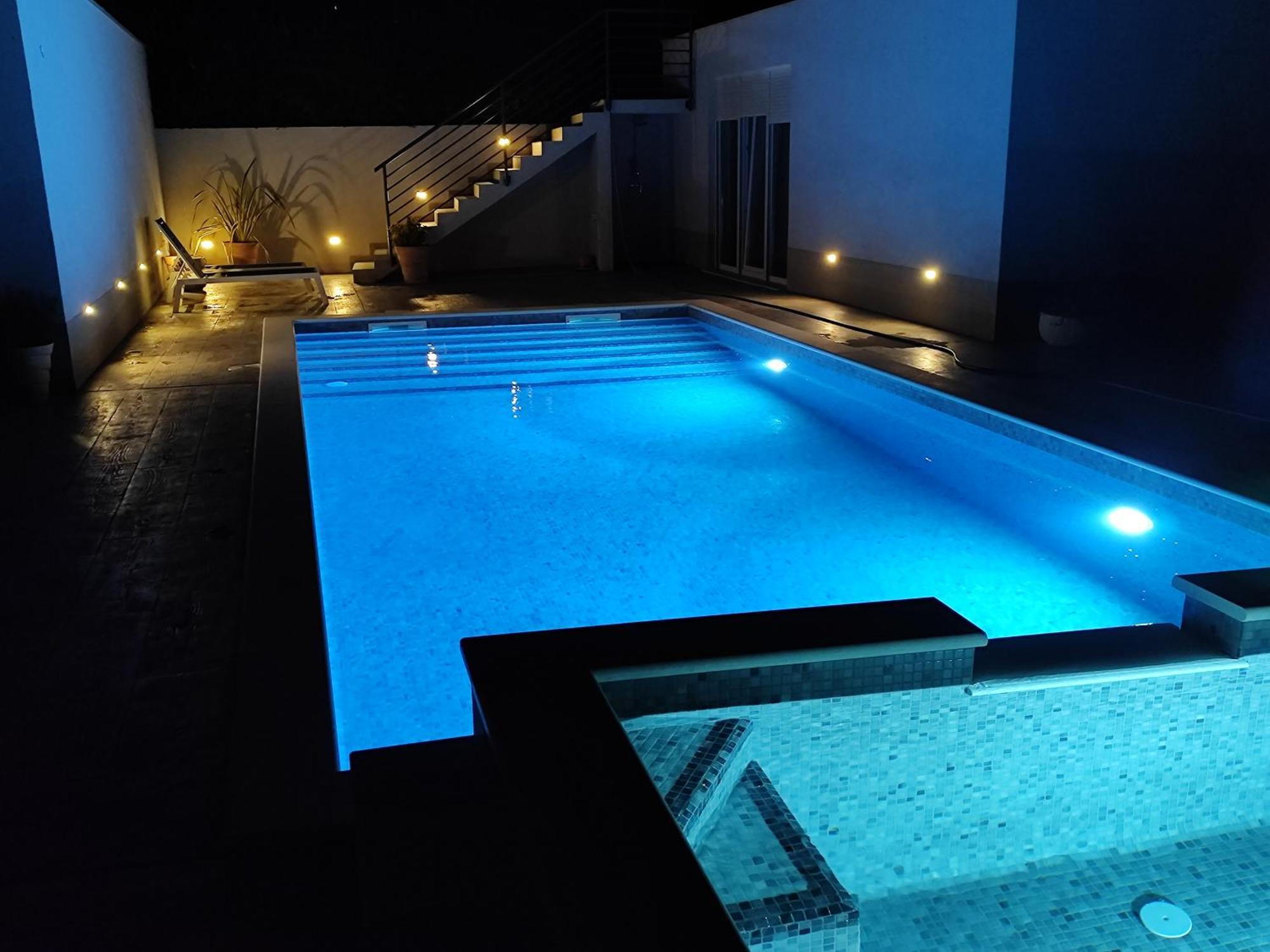 Fantastic House Villa โปดสตรานา ภายนอก รูปภาพ